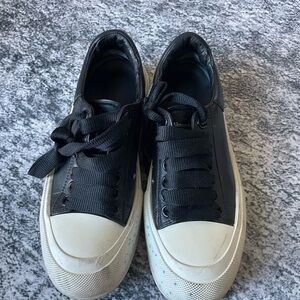 Alexander McQueen Sneakers